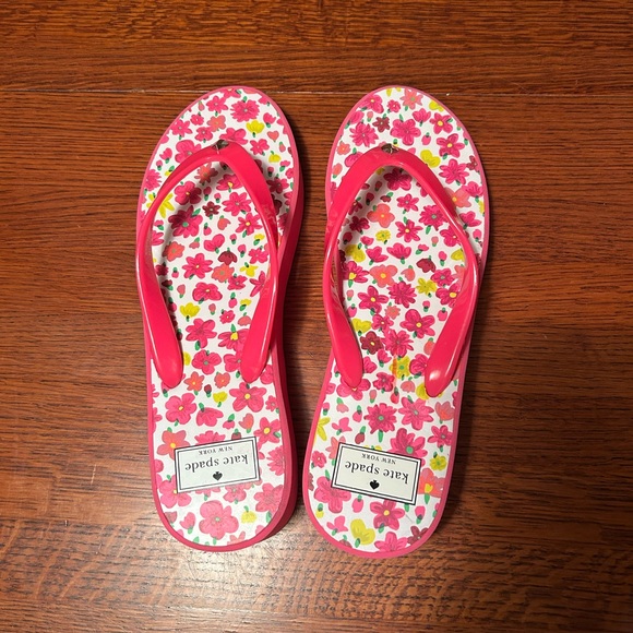 kate spade Bright Pink Floral Platform Flip Flops - Picture 2 of 8